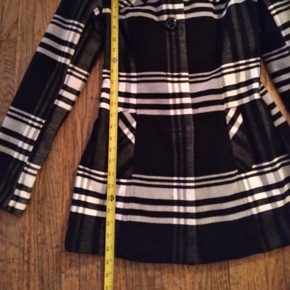 Sold!! - Picture 7 of 9